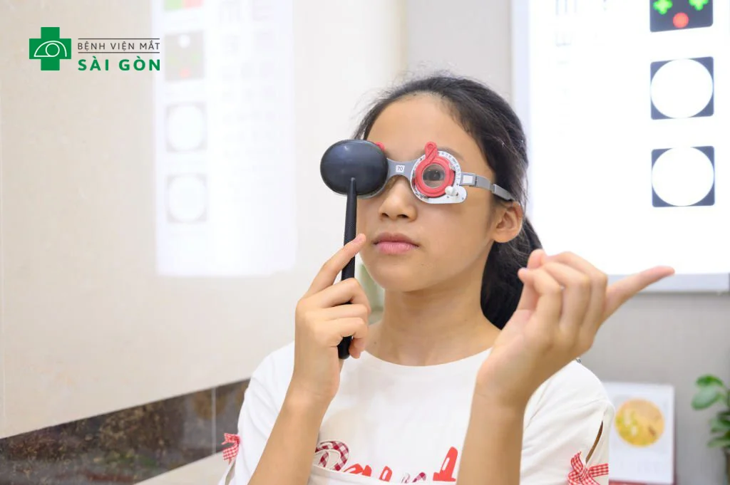 Vì sao kính Ortho-K thích hợp để điều trị cận thị cho trẻ em?
